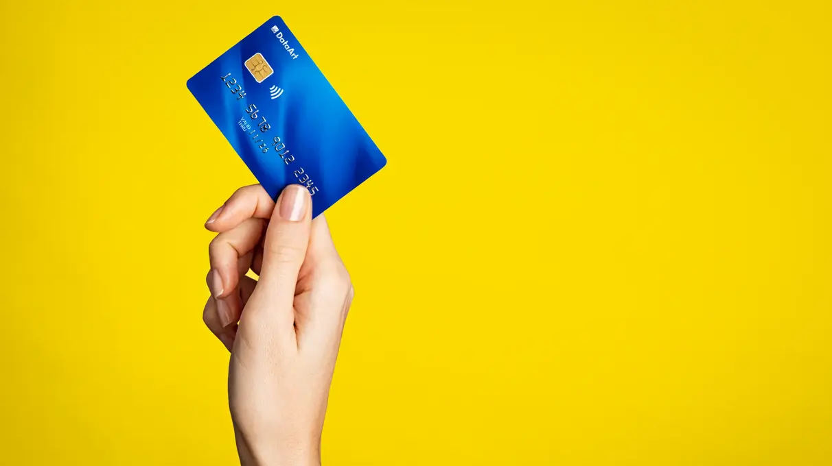 How AI-Driven UX Personalization Is Revolutionizing Credit Card Engagement